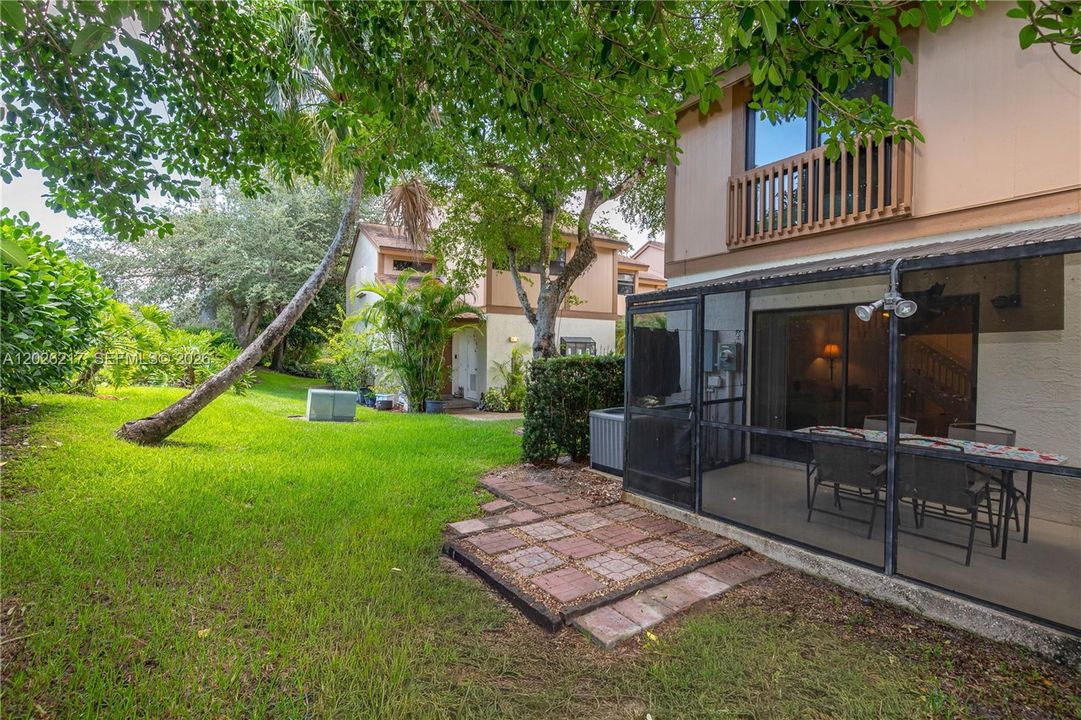 For Sale: $334,995 (3 beds, 2 baths, 1444 Square Feet)