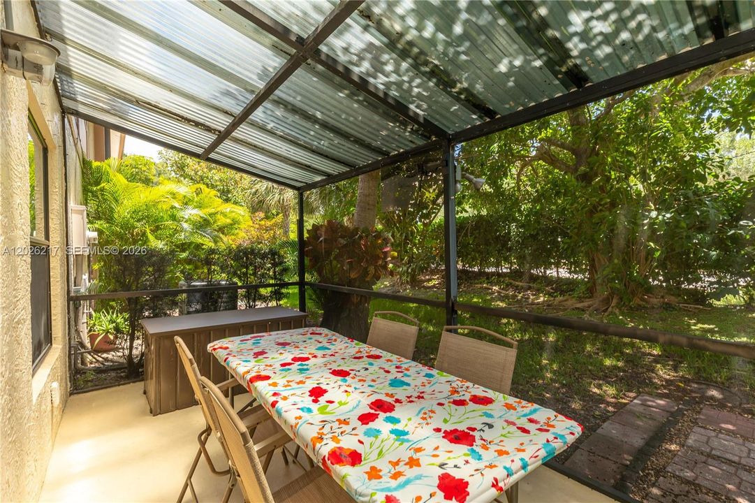 For Sale: $334,995 (3 beds, 2 baths, 1444 Square Feet)