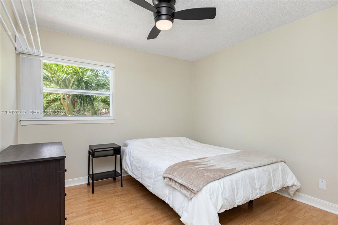 For Sale: $334,995 (3 beds, 2 baths, 1444 Square Feet)