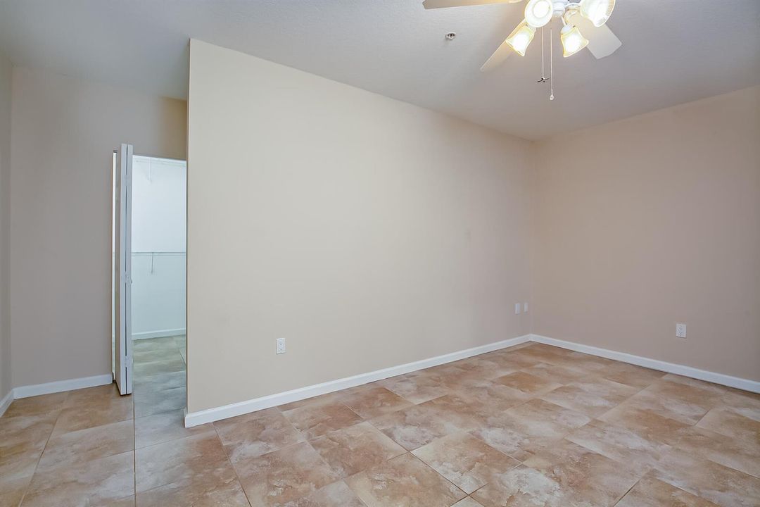 5015 Fairways CIR 107