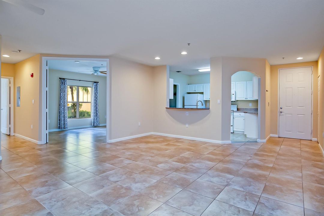 5015 Fairways CIR 107