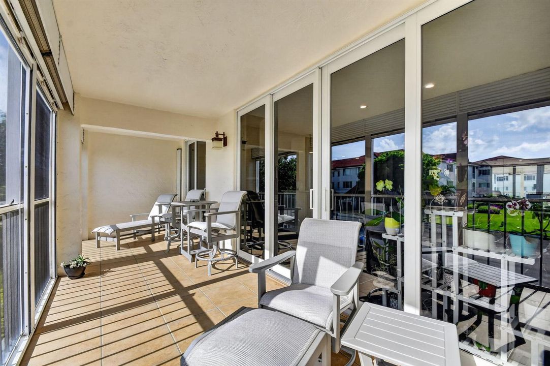 104 Half Moon Circle D2