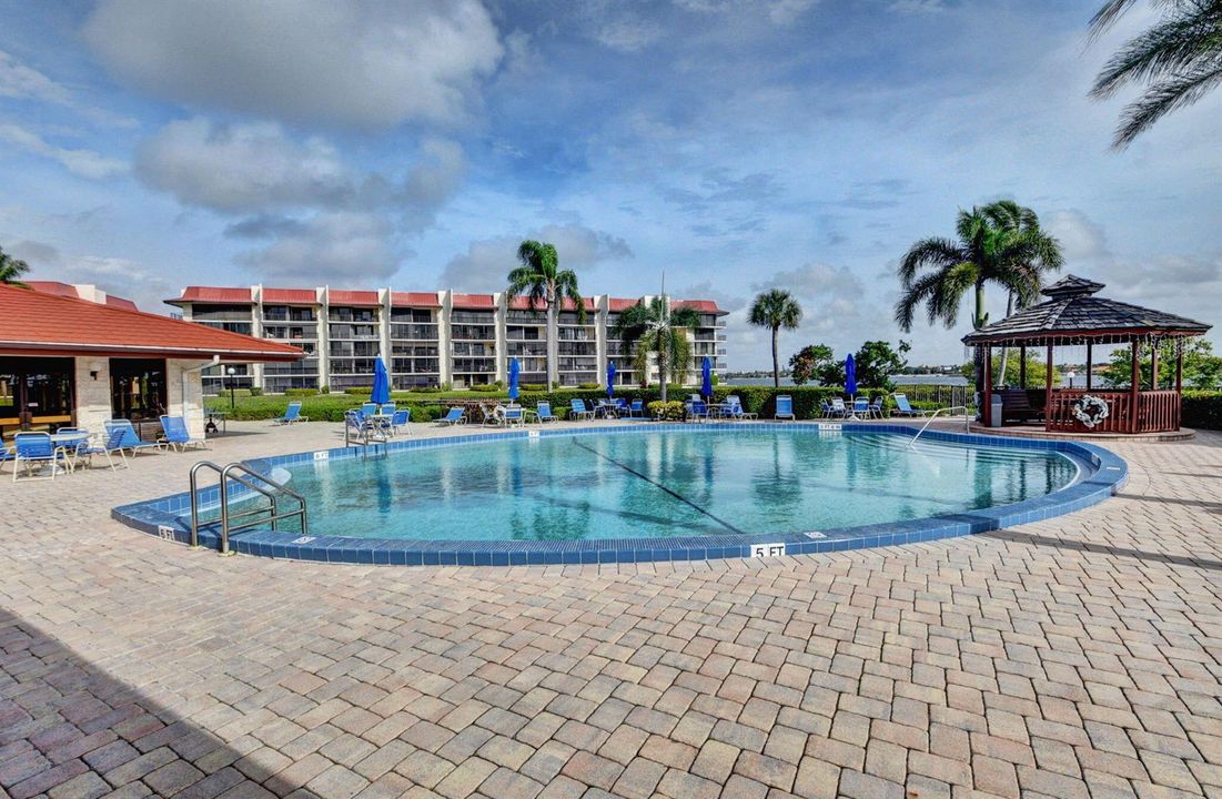 104 Half Moon Circle D2