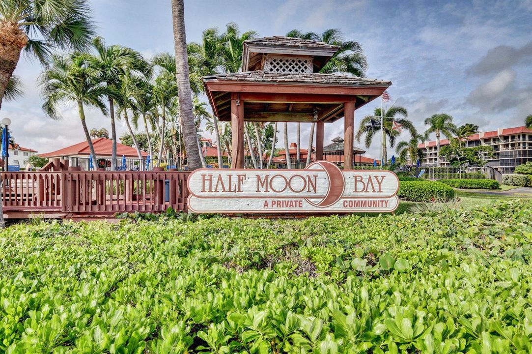 104 Half Moon Circle D2