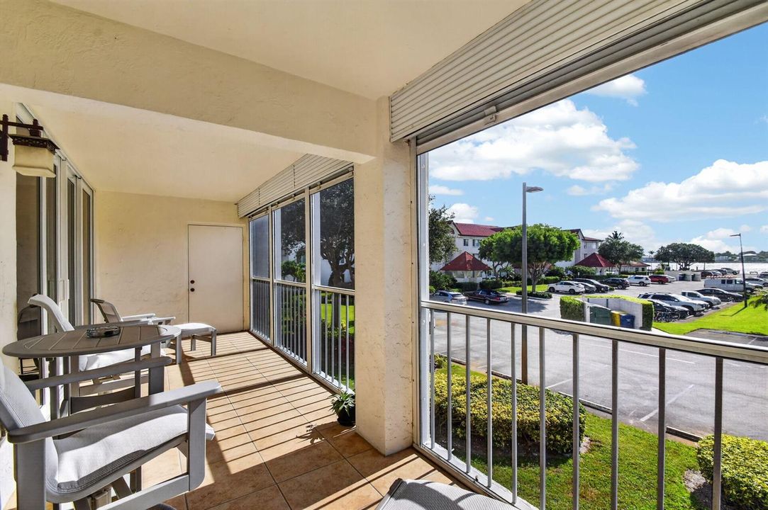 104 Half Moon Circle D2