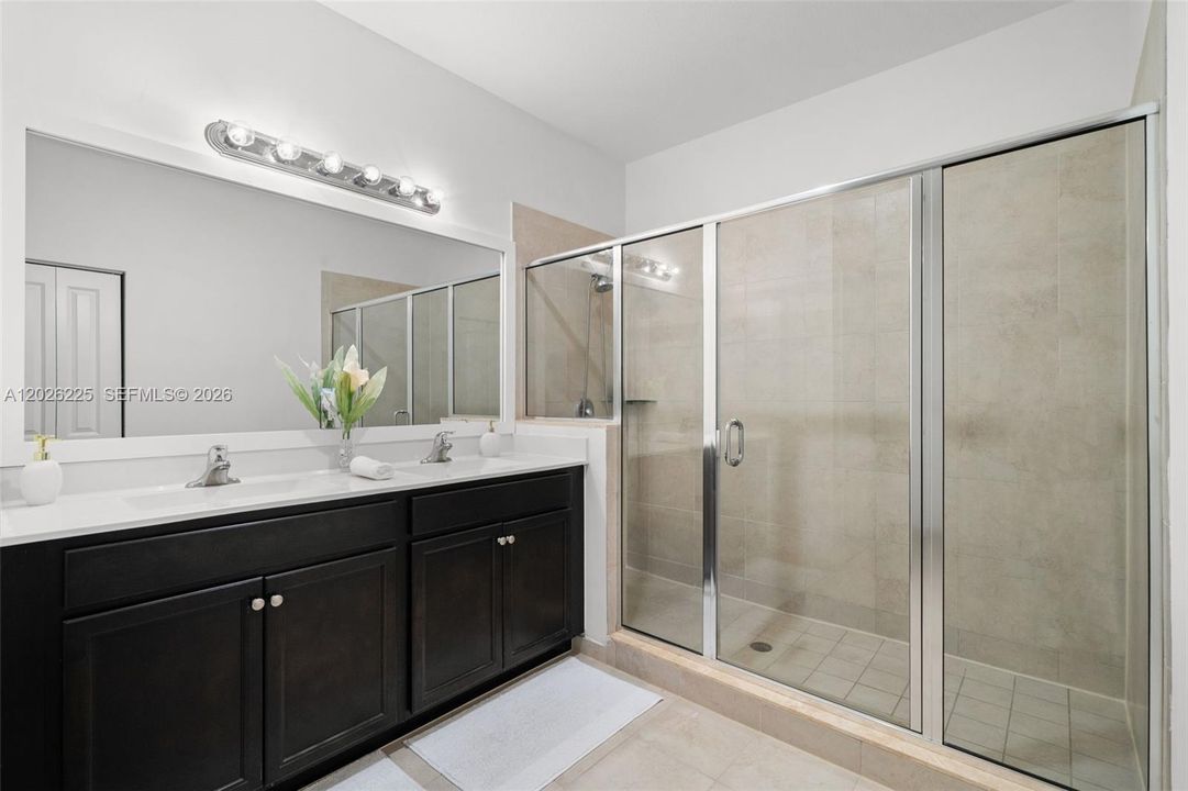 Active With Contract: $4,200 (5 beds, 3 baths, 3119 Square Feet)