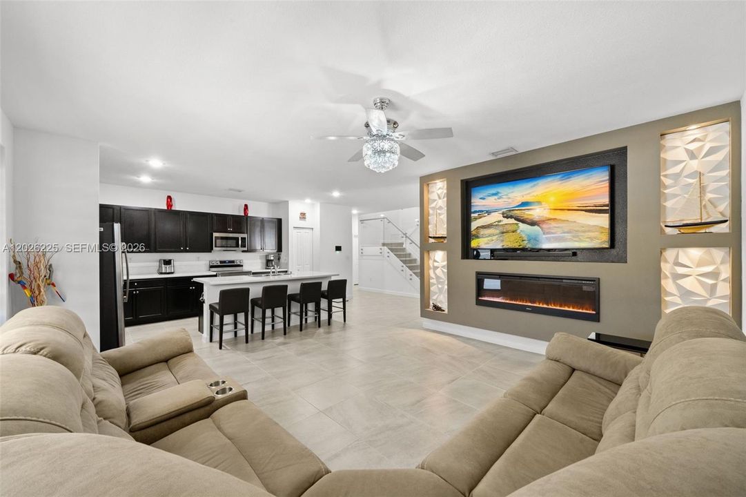 Active With Contract: $4,200 (5 beds, 3 baths, 3119 Square Feet)
