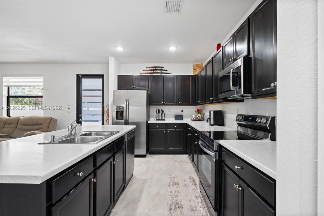 Active With Contract: $4,200 (5 beds, 3 baths, 3119 Square Feet)