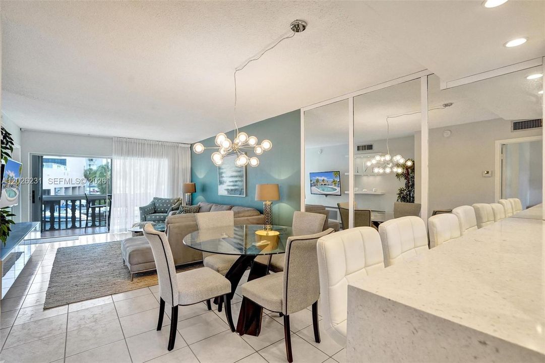 For Rent: $2,350 (2 beds, 2 baths, 1050 Square Feet)