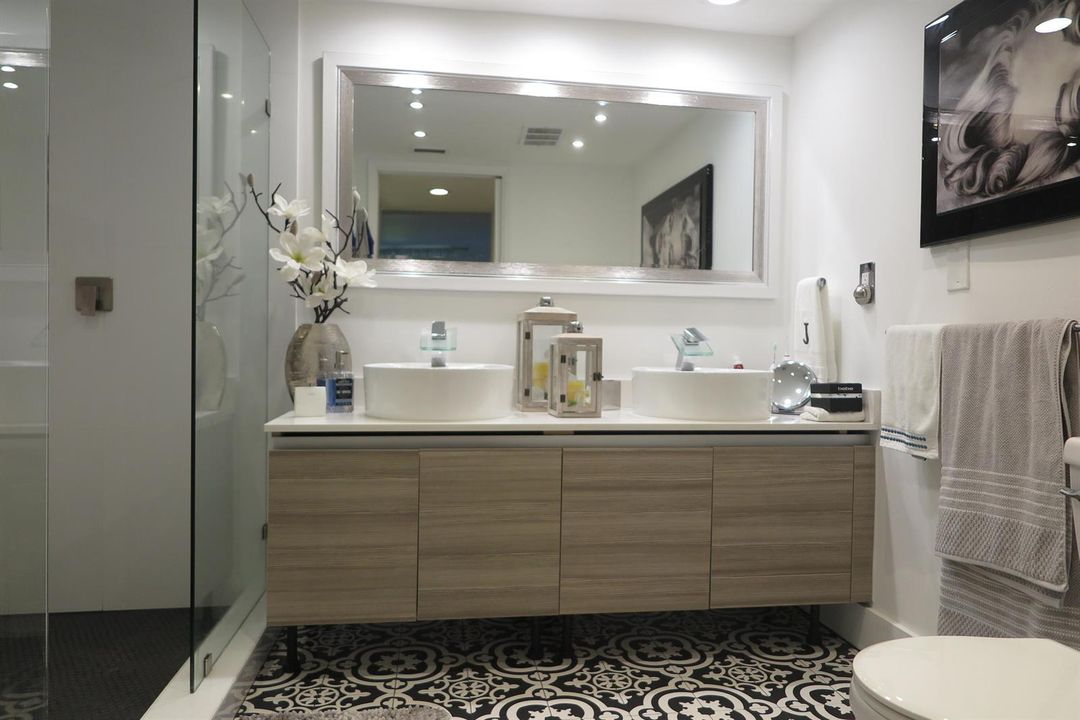 Master bath