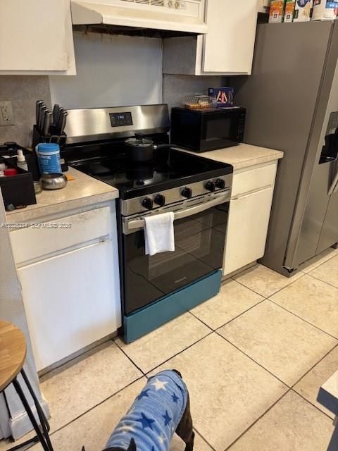 For Rent: $4,000 (2 beds, 1 baths, 1032 Square Feet)