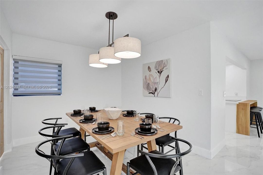 For Sale: $999,000 (4 beds, 2 baths, 1947 Square Feet)