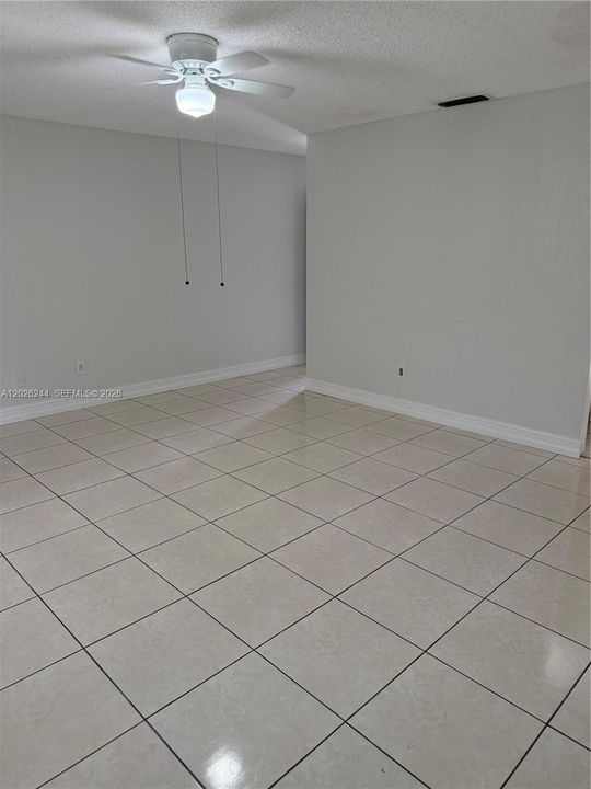 En Renta: $3,200 (2 camas, 2 baños, 1318 Pies cuadrados)