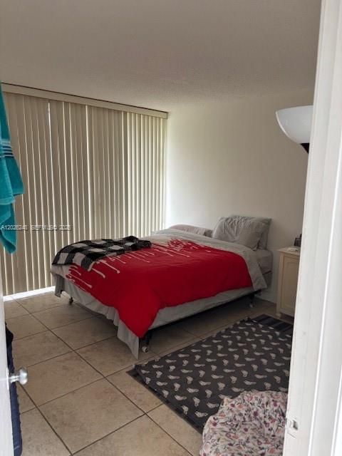 For Sale: $640,000 (2 beds, 1 baths, 1032 Square Feet)