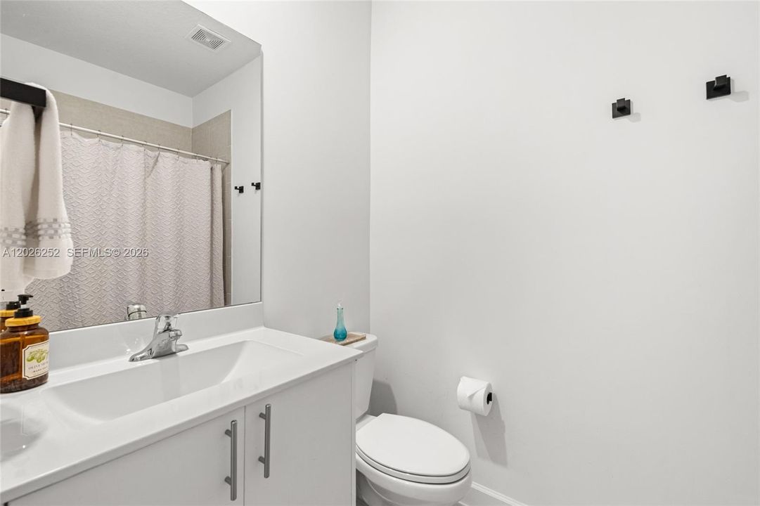 For Sale: $579,900 (4 beds, 2 baths, 1773 Square Feet)