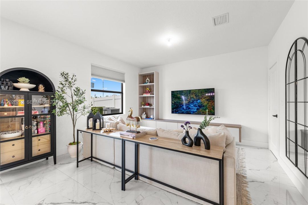 For Sale: $579,900 (4 beds, 2 baths, 1773 Square Feet)