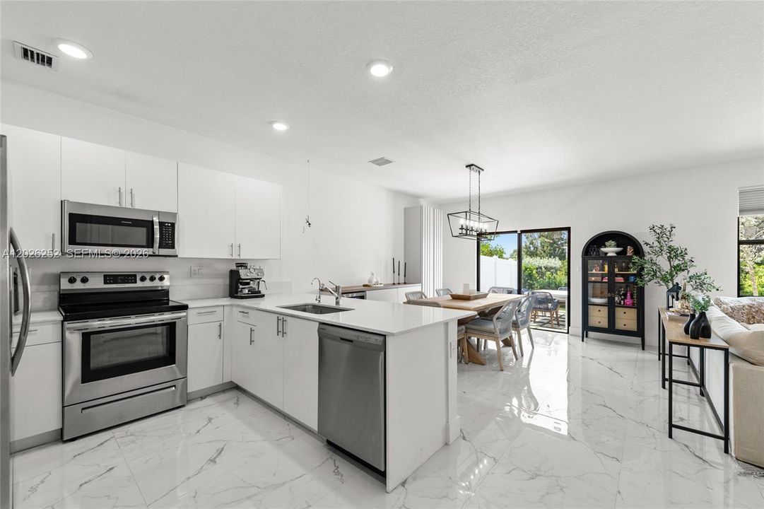 For Sale: $579,900 (4 beds, 2 baths, 1773 Square Feet)