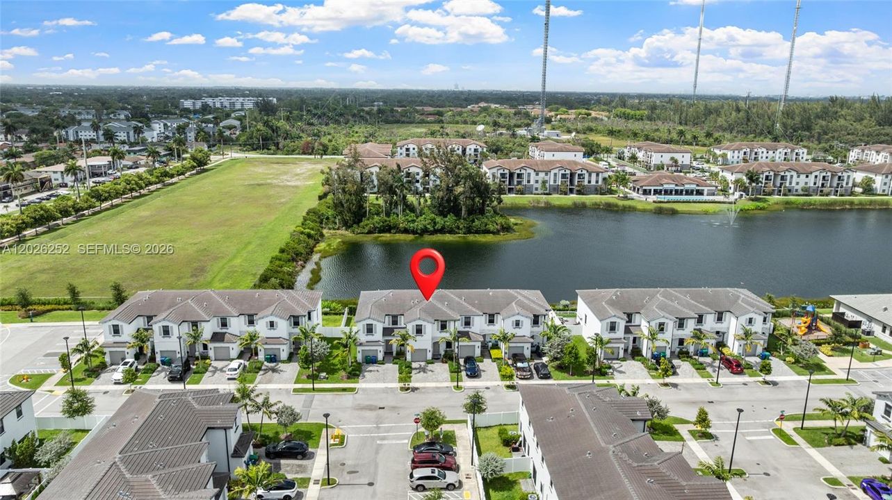 For Sale: $579,900 (4 beds, 2 baths, 1773 Square Feet)