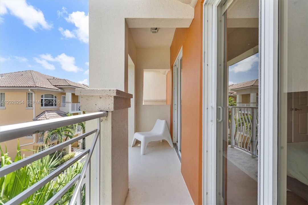На продажу: $749,000 (3 спален, 2 ванн, 1729 Квадратных фут)