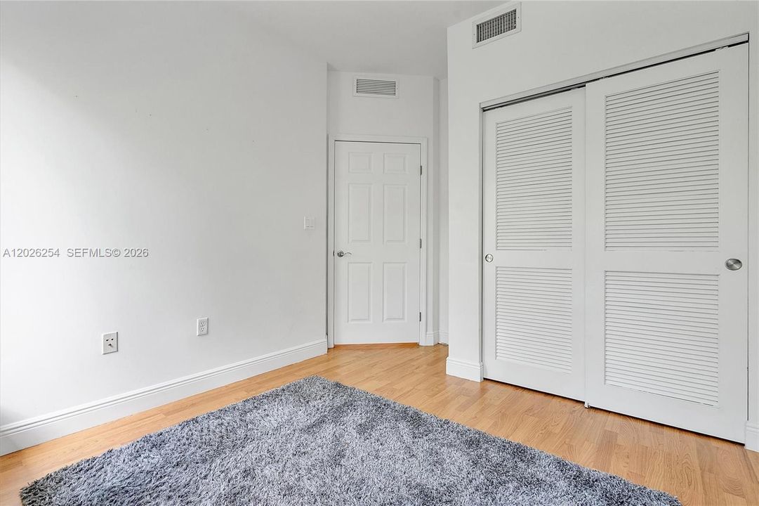 На продажу: $749,000 (3 спален, 2 ванн, 1729 Квадратных фут)