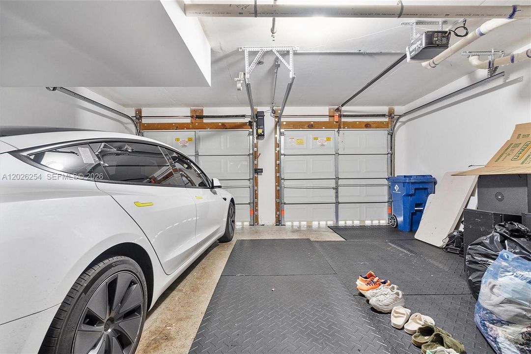 На продажу: $749,000 (3 спален, 2 ванн, 1729 Квадратных фут)