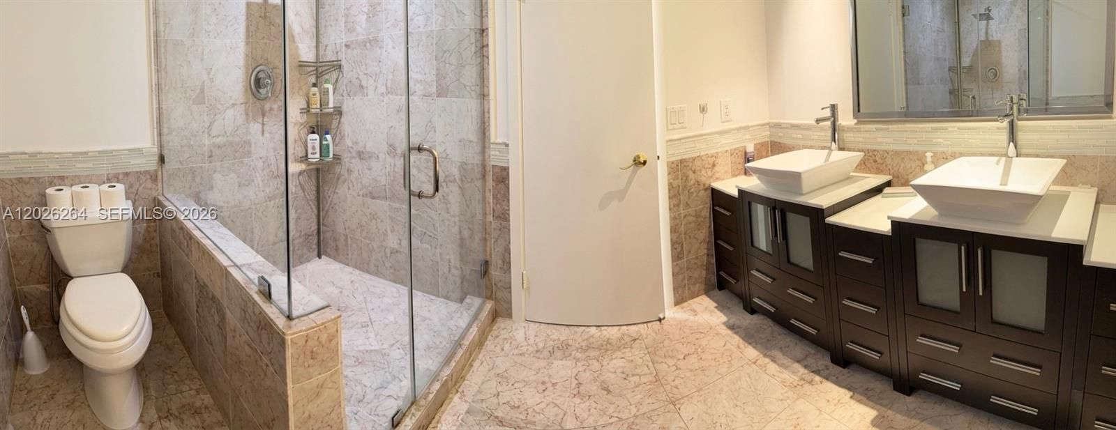 For Sale: $610,000 (1 beds, 2 baths, 1560 Square Feet)