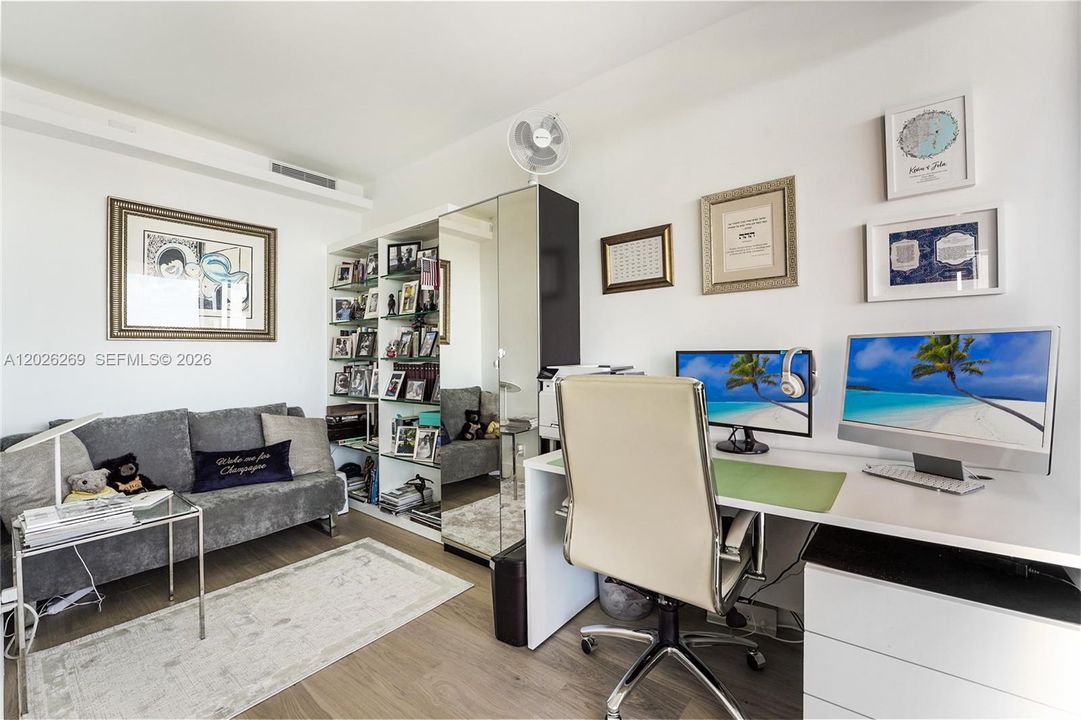 For Rent: $28,795 (3 beds, 3 baths, 2024 Square Feet)