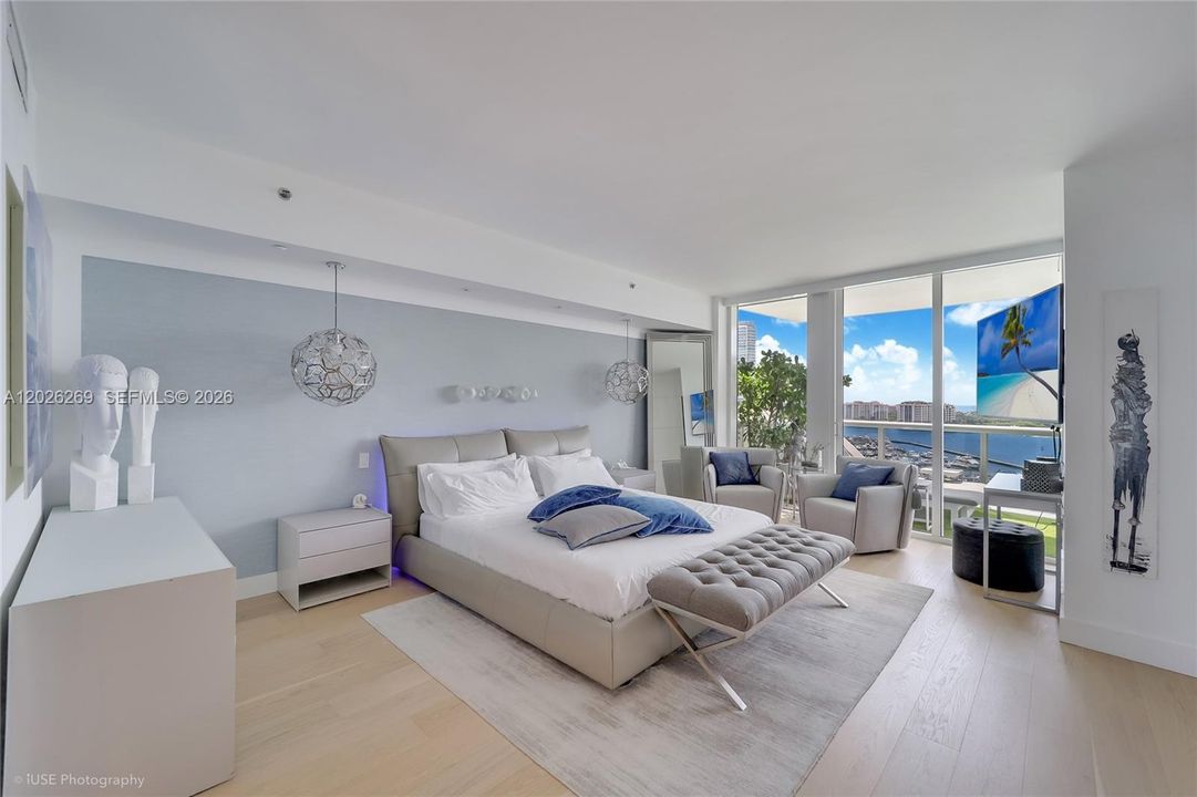 For Rent: $28,795 (3 beds, 3 baths, 2024 Square Feet)