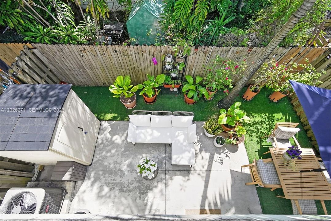 Active With Contract: $795,000 (3 beds, 3 baths, 1980 Square Feet)