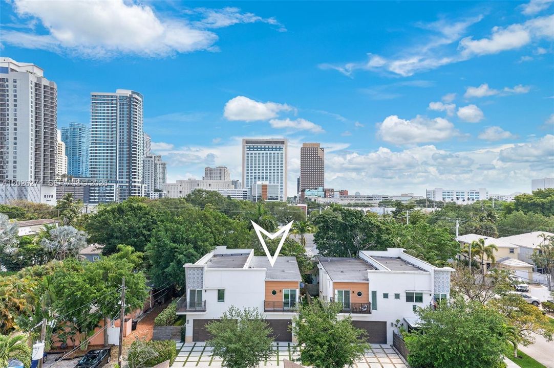 Active With Contract: $795,000 (3 beds, 3 baths, 1980 Square Feet)
