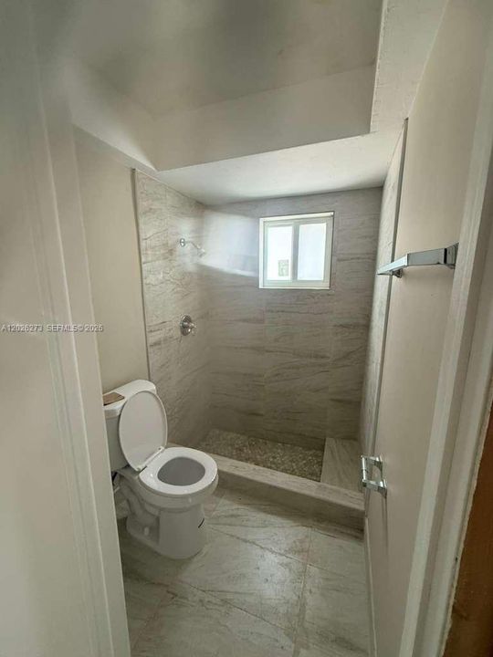 En Renta: $2,950 (3 camas, 2 baños, 1468 Pies cuadrados)