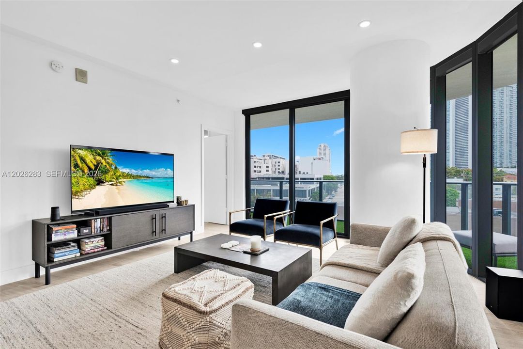 En Venta: $850,000 (2 camas, 2 baños, 1095 Pies cuadrados)