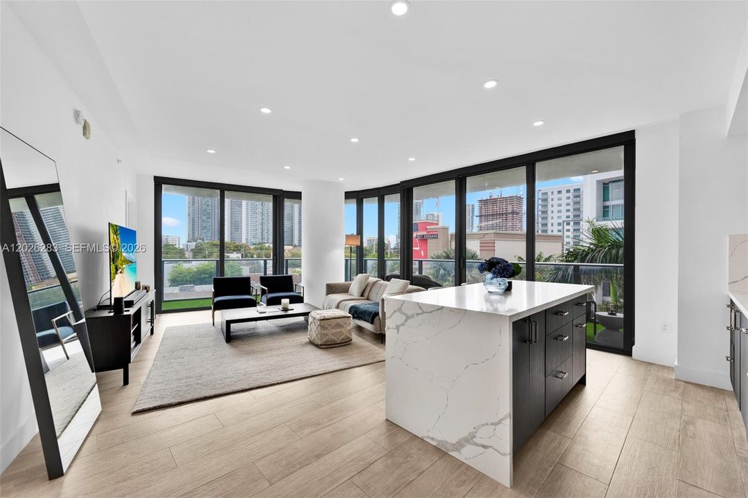 En Venta: $850,000 (2 camas, 2 baños, 1095 Pies cuadrados)