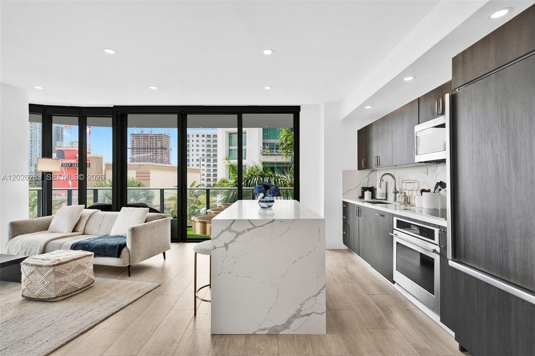En Venta: $850,000 (2 camas, 2 baños, 1095 Pies cuadrados)