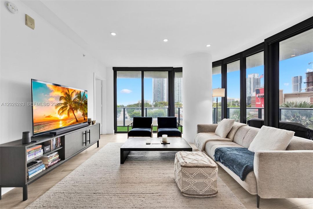 En Venta: $850,000 (2 camas, 2 baños, 1095 Pies cuadrados)