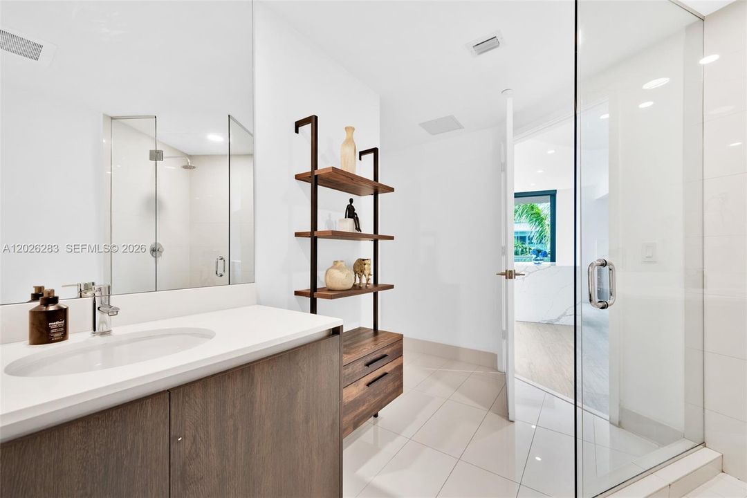 En Venta: $850,000 (2 camas, 2 baños, 1095 Pies cuadrados)
