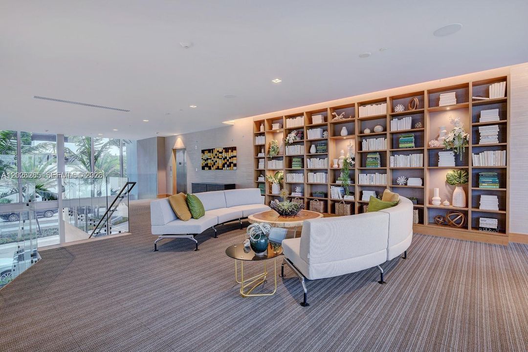 For Rent: $4,000 (2 beds, 2 baths, 1107 Square Feet)