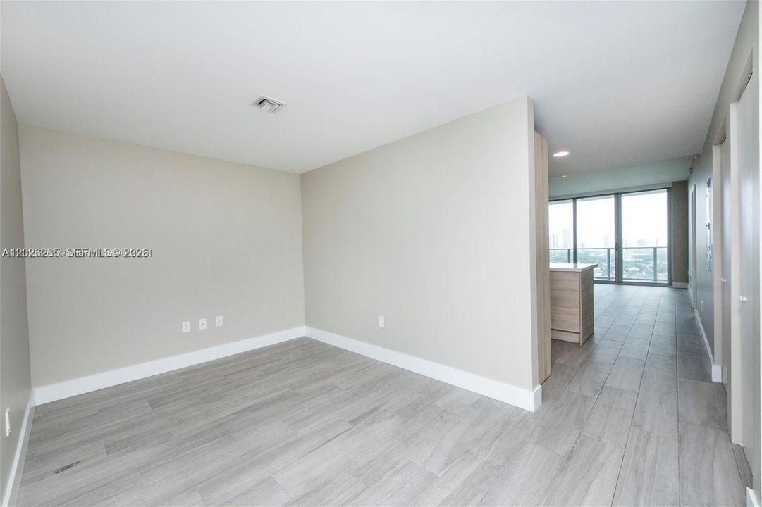For Rent: $4,000 (2 beds, 2 baths, 1107 Square Feet)