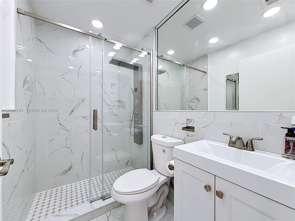 В аренду: $3,450 (3 спален, 2 ванн, 1430 Квадратных фут)