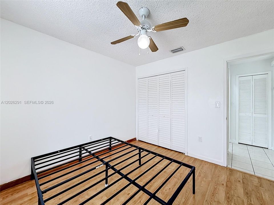 В аренду: $3,450 (3 спален, 2 ванн, 1430 Квадратных фут)