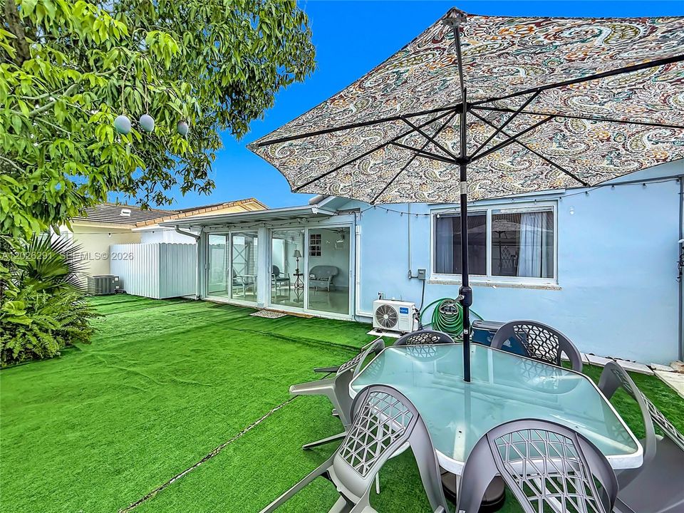 В аренду: $3,450 (3 спален, 2 ванн, 1430 Квадратных фут)