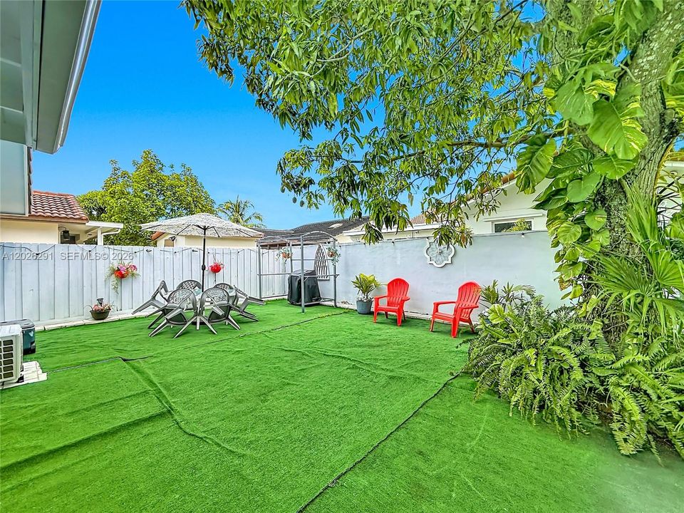 В аренду: $3,450 (3 спален, 2 ванн, 1430 Квадратных фут)