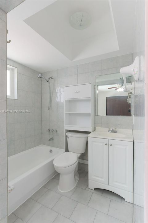 For Sale: $650,000 (3 beds, 2 baths, 1392 Square Feet)