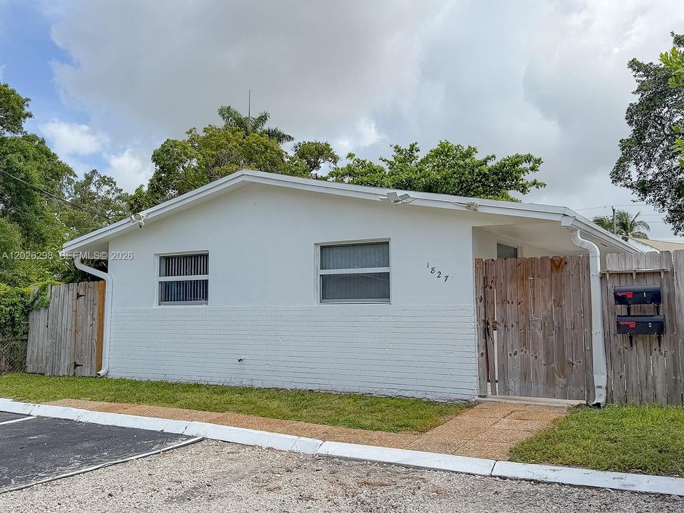 For Sale: $725,000 (0 beds, 0 baths, 1570 Square Feet)