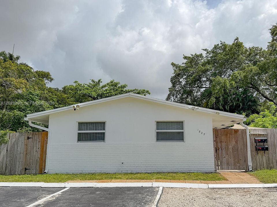 For Sale: $725,000 (0 beds, 0 baths, 1570 Square Feet)