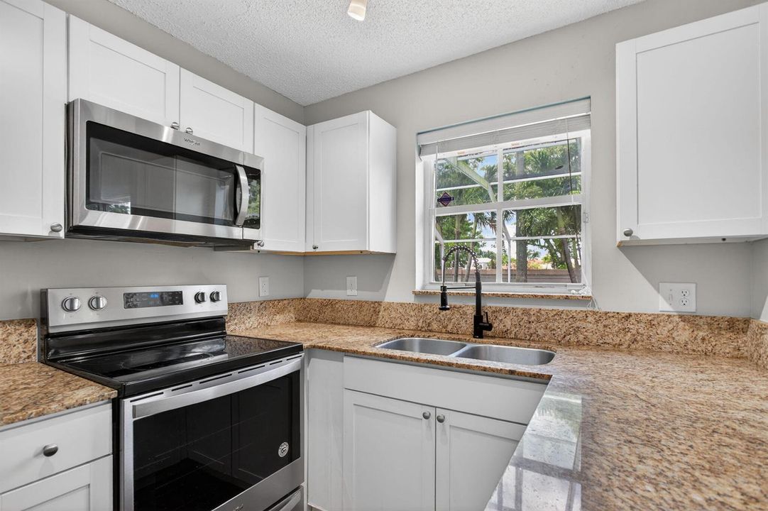 17-web-or-mls-3083-7323