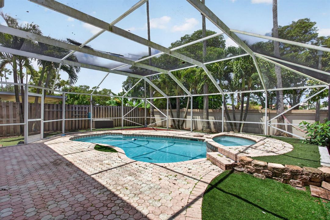 24-web-or-mls-3083-7361