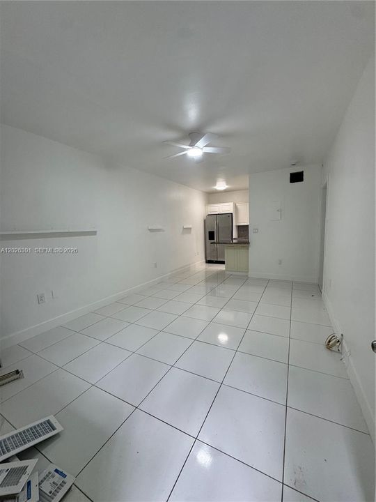 For Rent: $1,800 (1 beds, 1 baths, 567 Square Feet)