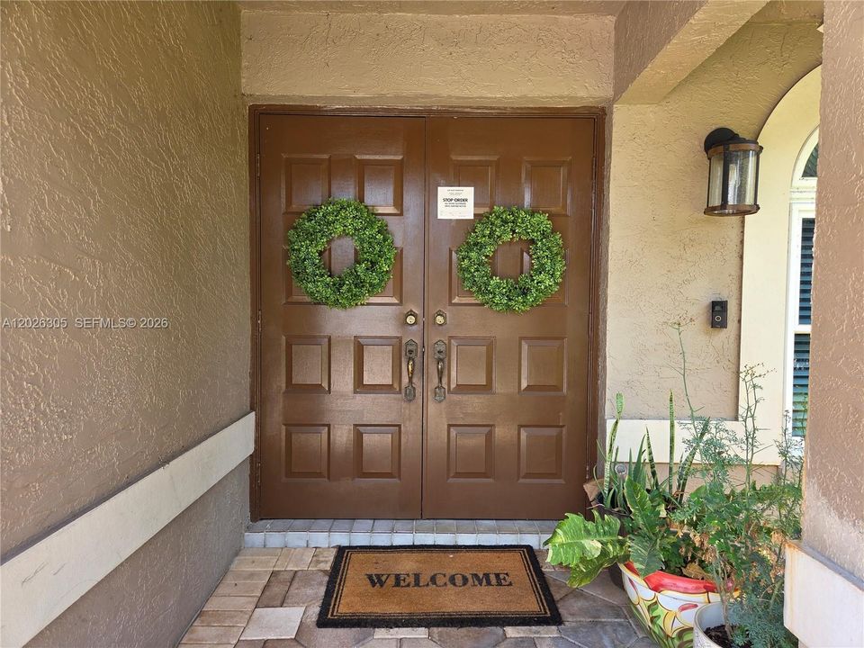 For Rent: $5,700 (4 beds, 2 baths, 2107 Square Feet)