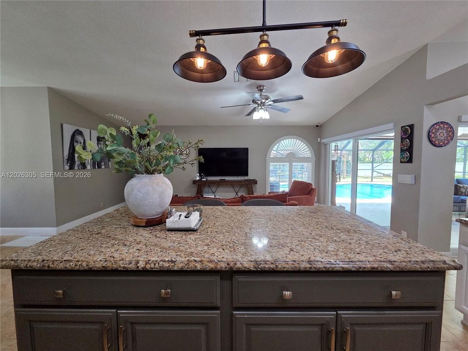 For Rent: $5,700 (4 beds, 2 baths, 2107 Square Feet)
